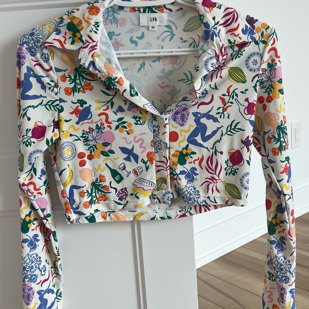 LPA Colorful Patterned Cropped Shirt